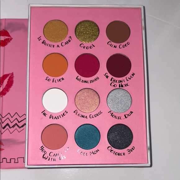 Storybook Cosmetics: Mean Girls Burn Book 12 Eyeshadow and Mirror NEW - Picture 3 of 9